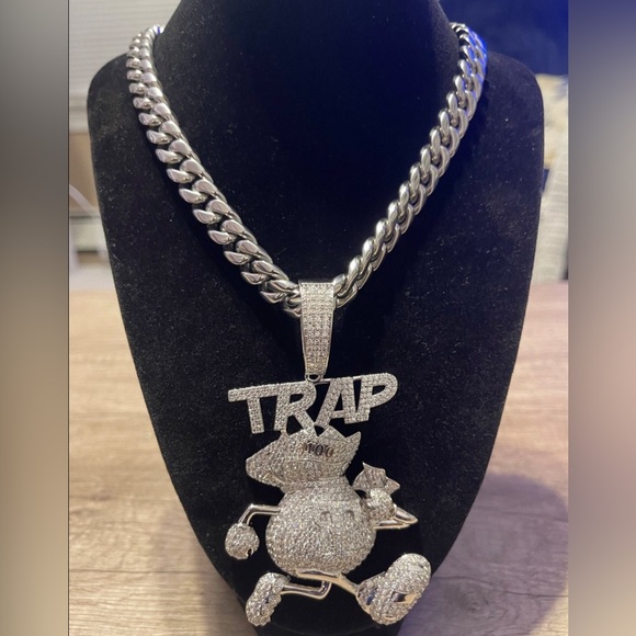 🔥Men CZ Iced Out Famou Trap Money Bag Big Charm Pendant For Upto 20 Cuban Chain - Picture 2 of 7